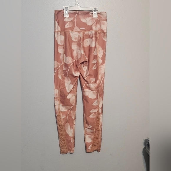 Aerie leggings Chill Play Move size Small - Picture 7 of 8